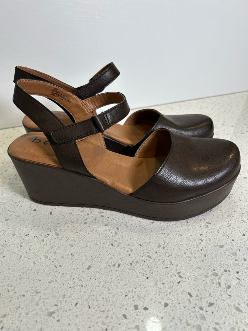 b.o.c. Dalia Chocolate Platform Wedge Size 9M